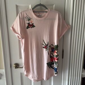 Hollister Curved Hem Tee